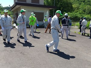 【 それぞれも持ち場に向けて移動 】