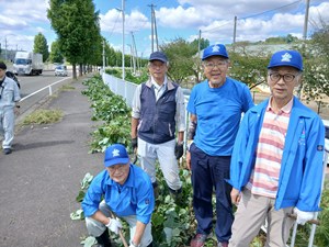 【 作業を終えて記念写真 】